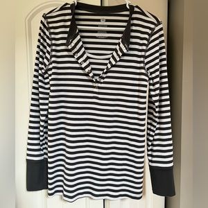 Nursing Long Sleeve Shirt - Kindred Bravely - Size M - NWOT.
